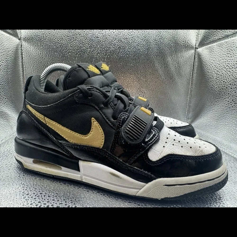 RARE 🚀 Size 5.5 -‎ Nike Air Jordan Legacy 312 Low Gold Black Sneaker CD9054-07